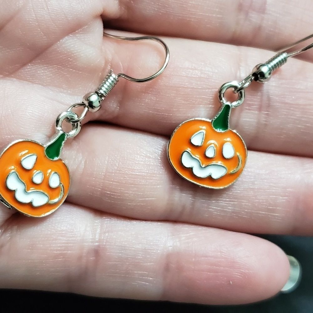 Orange dangling pumpkin earrings halloween